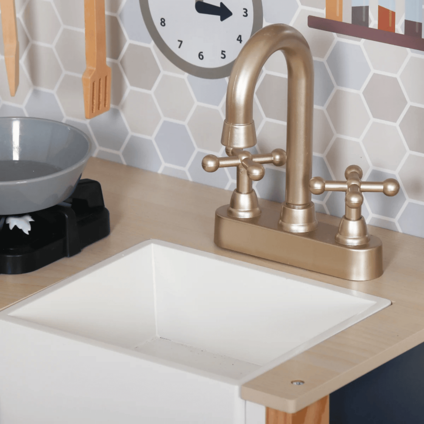 מטבח עץ מהמם לילדים אלקטרוני דגם ריף - מודינו